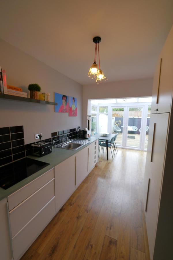 Quirky Spacious Ground Floor Victorian Garden Flat Вётинг Экстерьер фото