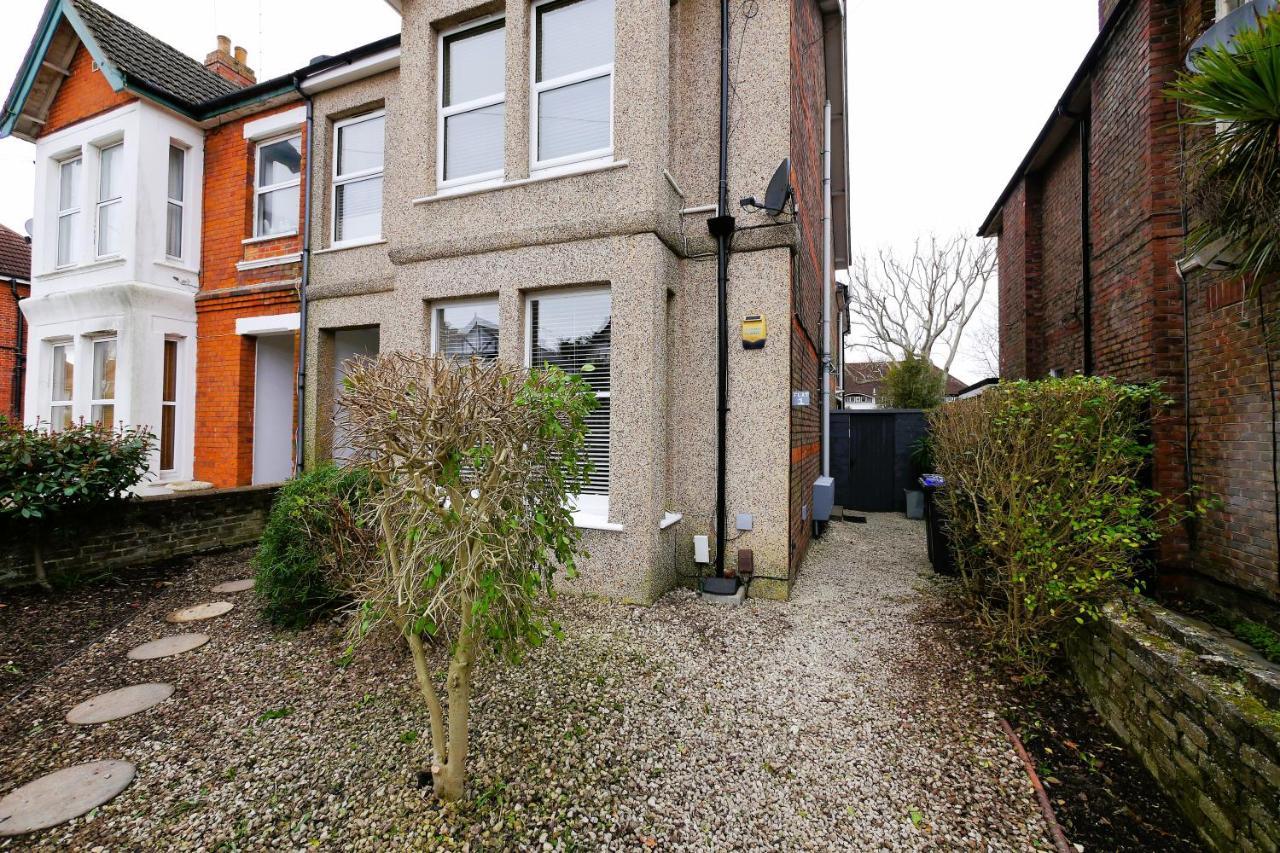 Quirky Spacious Ground Floor Victorian Garden Flat Вётинг Экстерьер фото